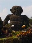 Statue eines Babys